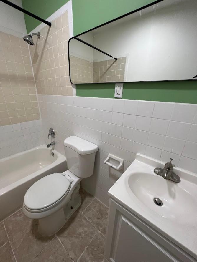 East Harlem Hostel Нью-Йорк Екстер'єр фото